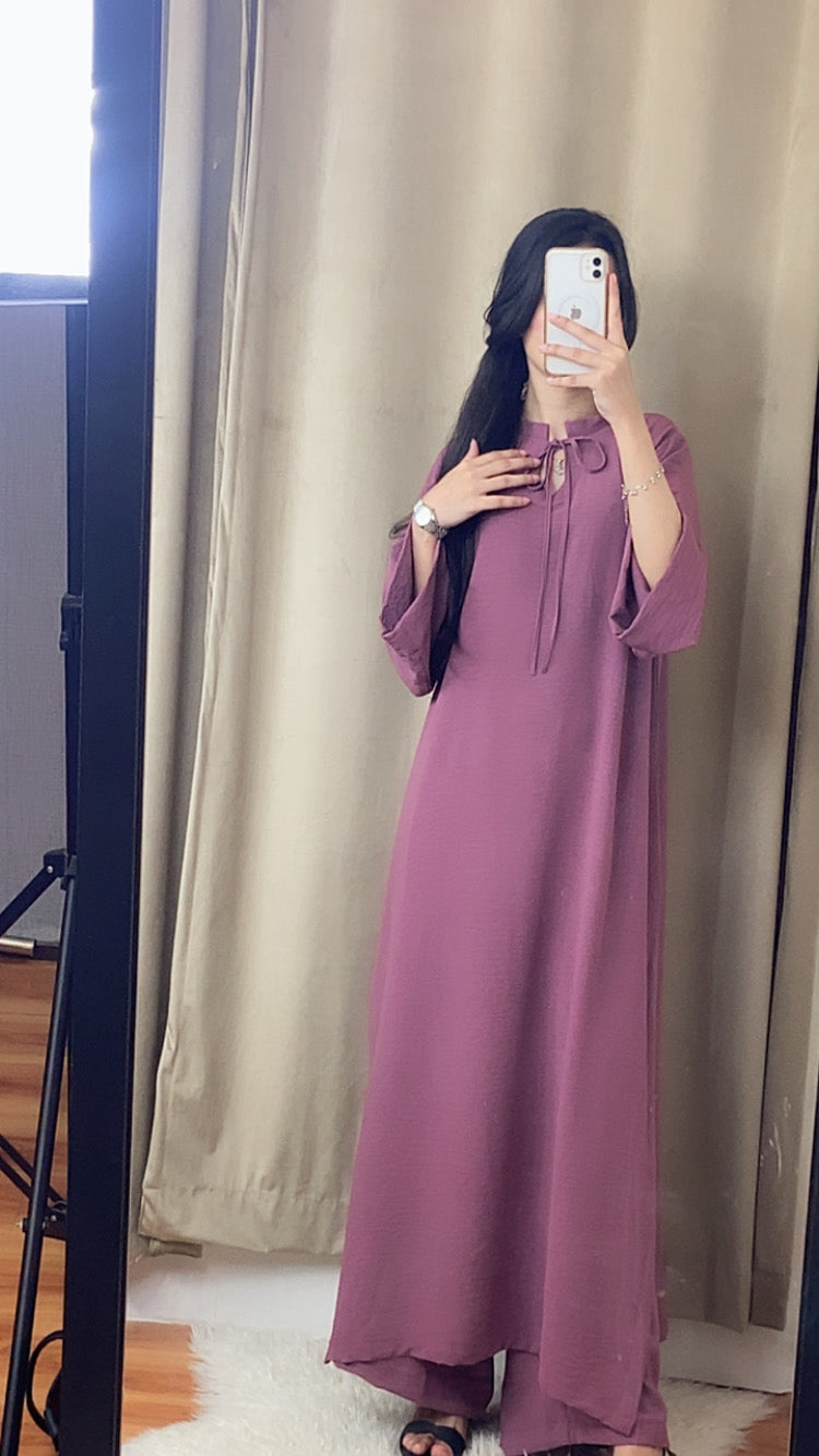 Mauve Elegance Flared Sleeve Abaya