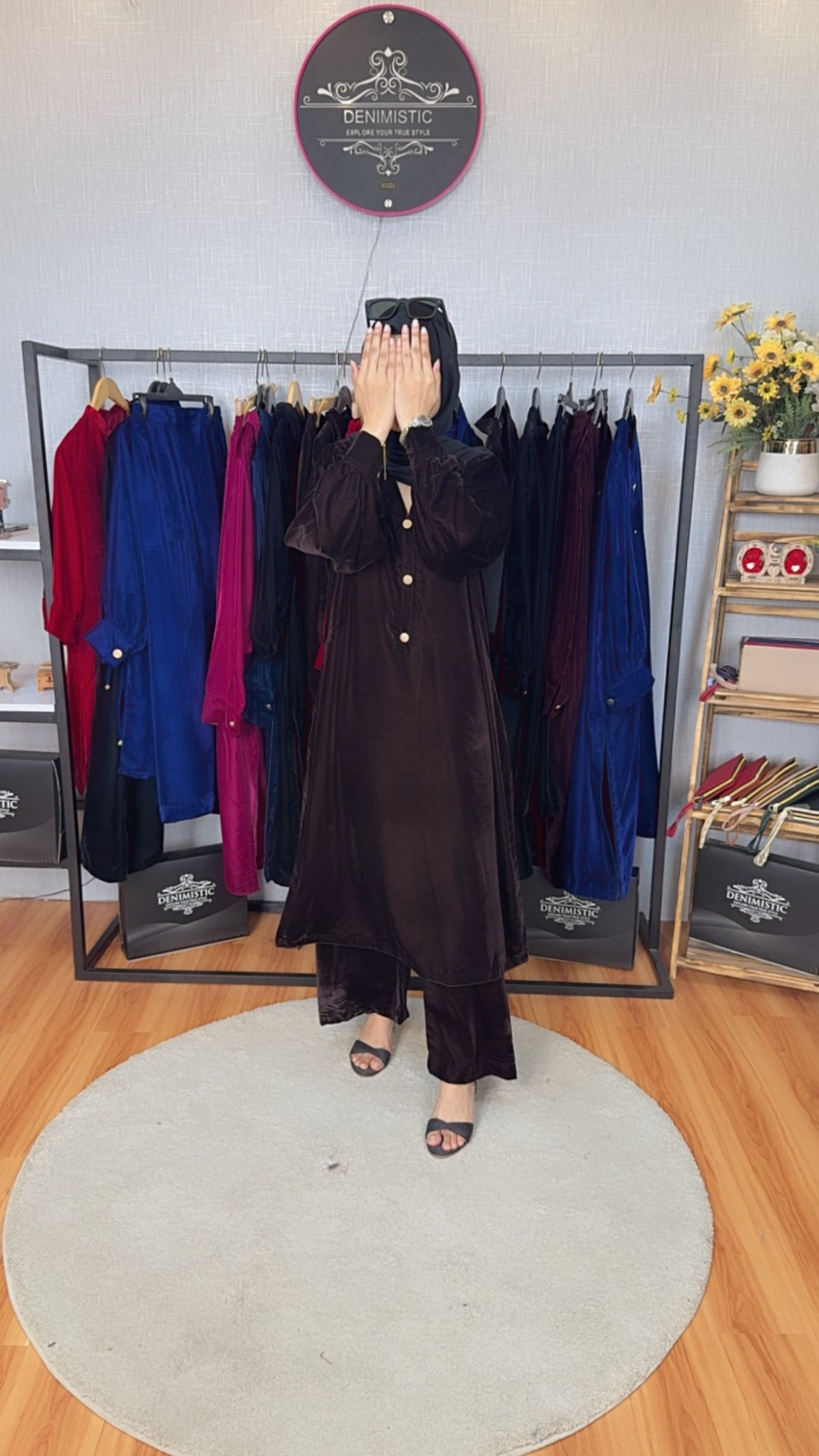 Viora Velvet Set