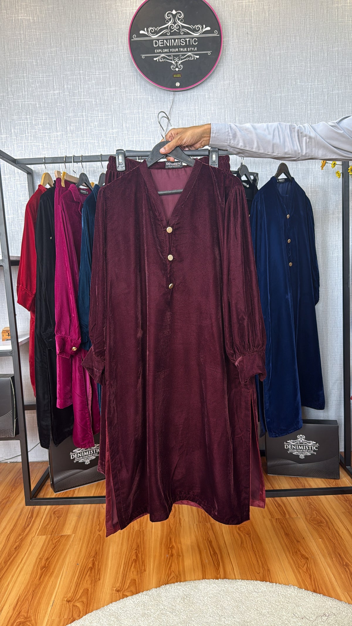 Viora Velvet Set