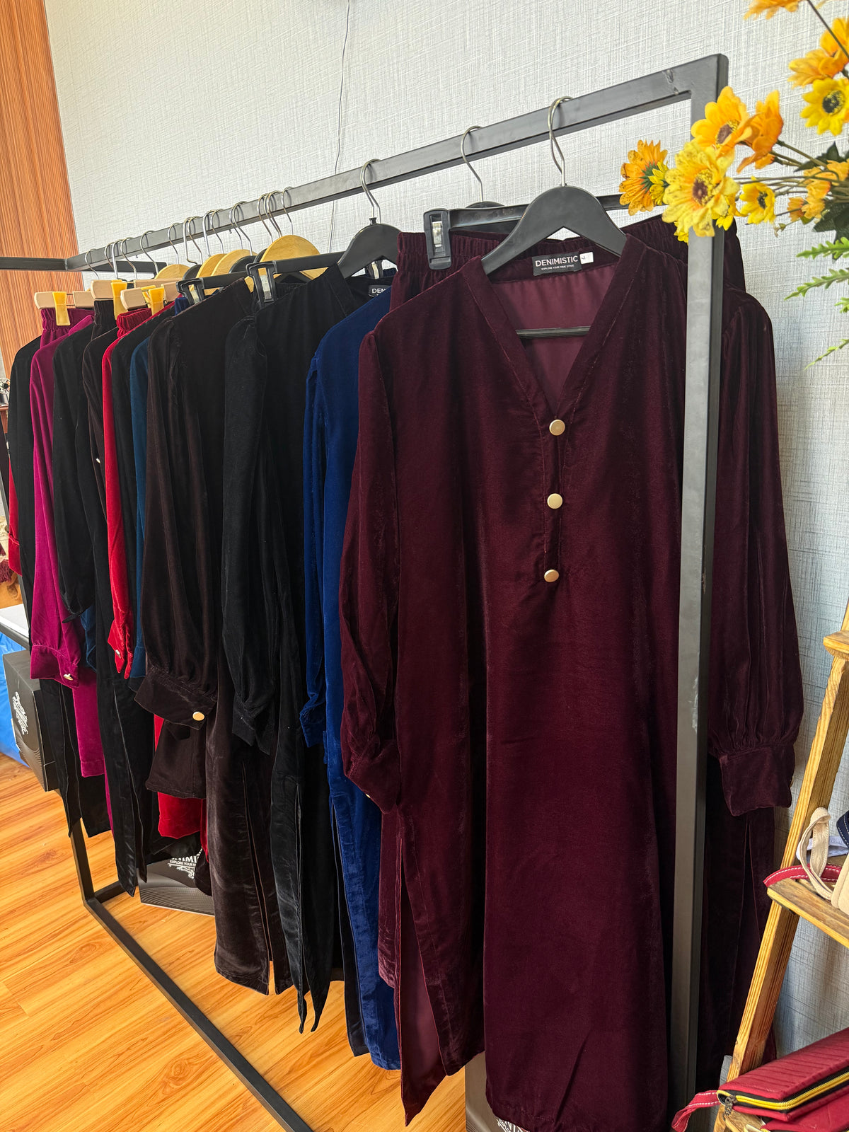 Viora Velvet Set